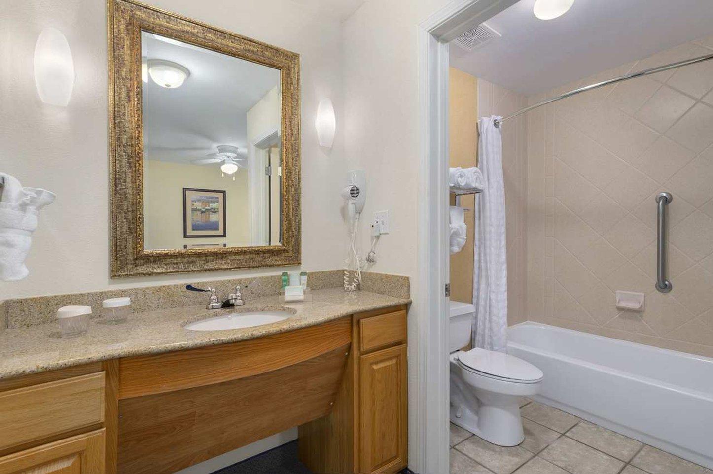 Homewood Suites By Hilton Sarasota Exterior foto